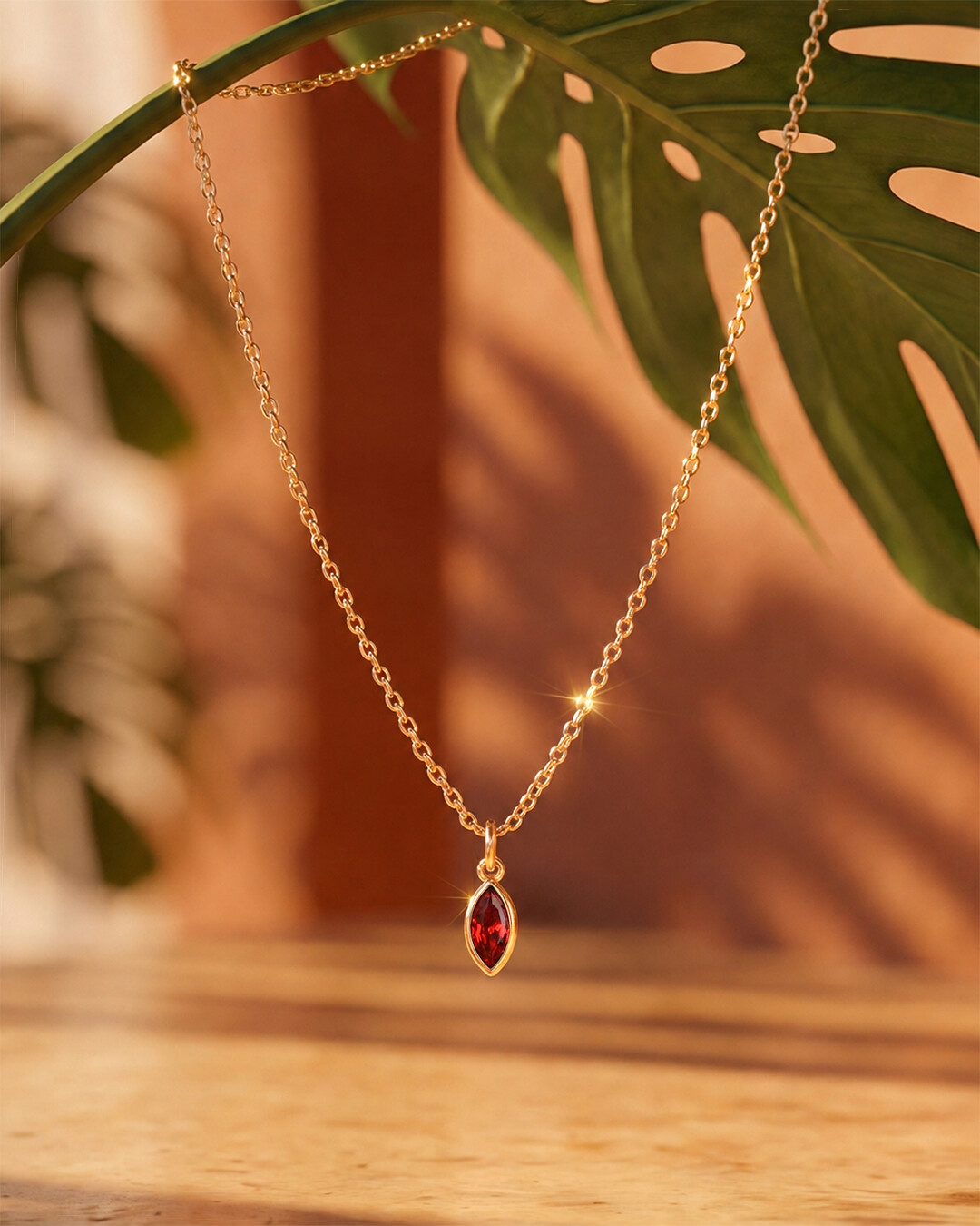 Pendentif Zircon rouge Montelina