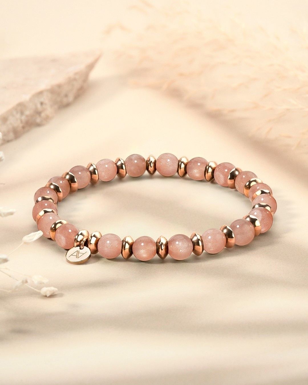 Packshot Bracelet Pierre du soleil Viganella
