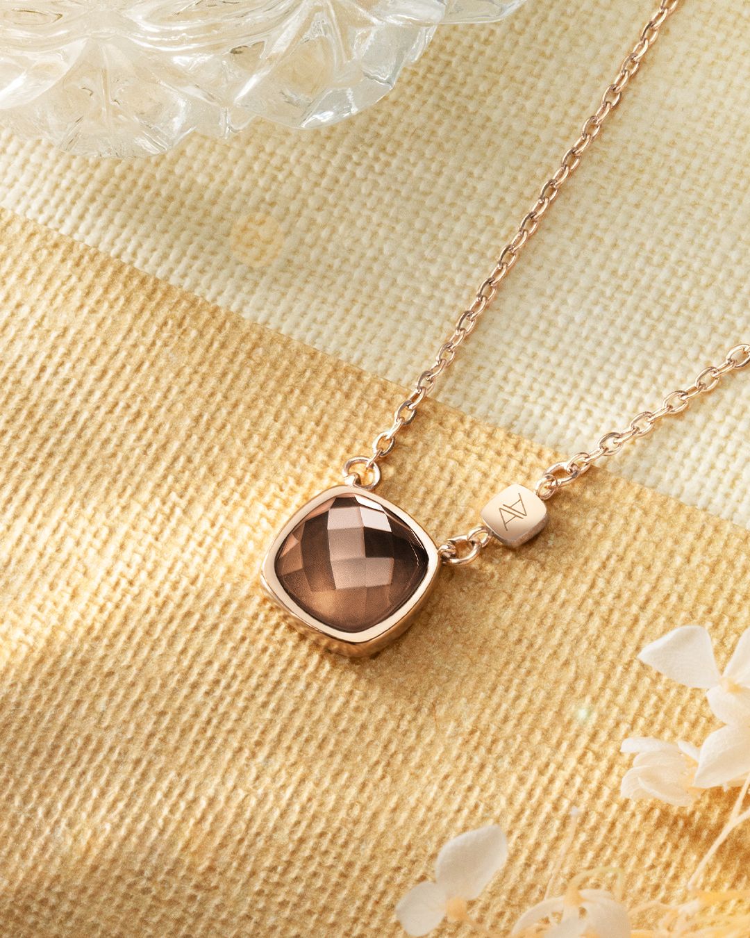 Packshot Pendentif Quartz fumé Catania
