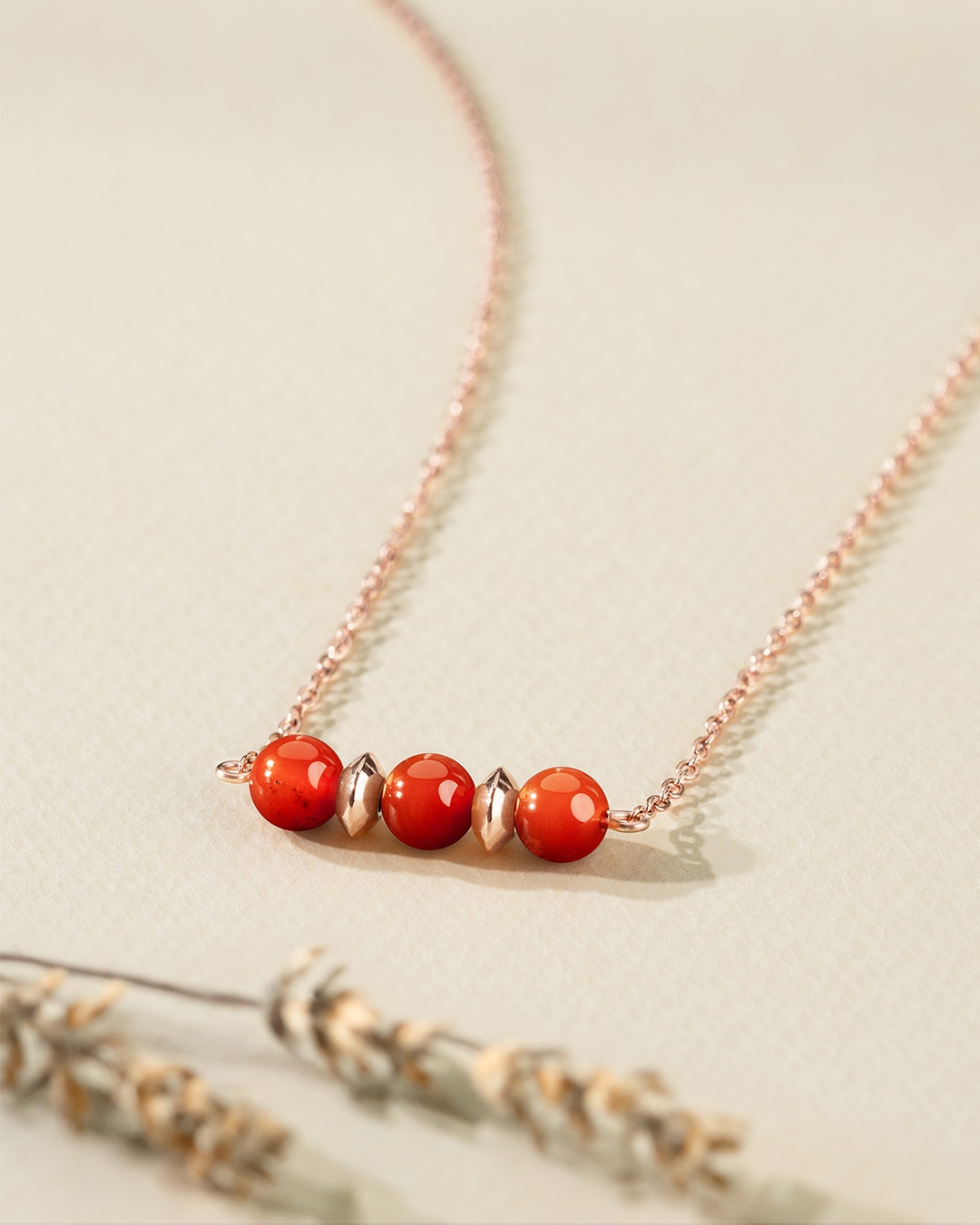 Packshot Pendentif Cornaline rouge Perrugina